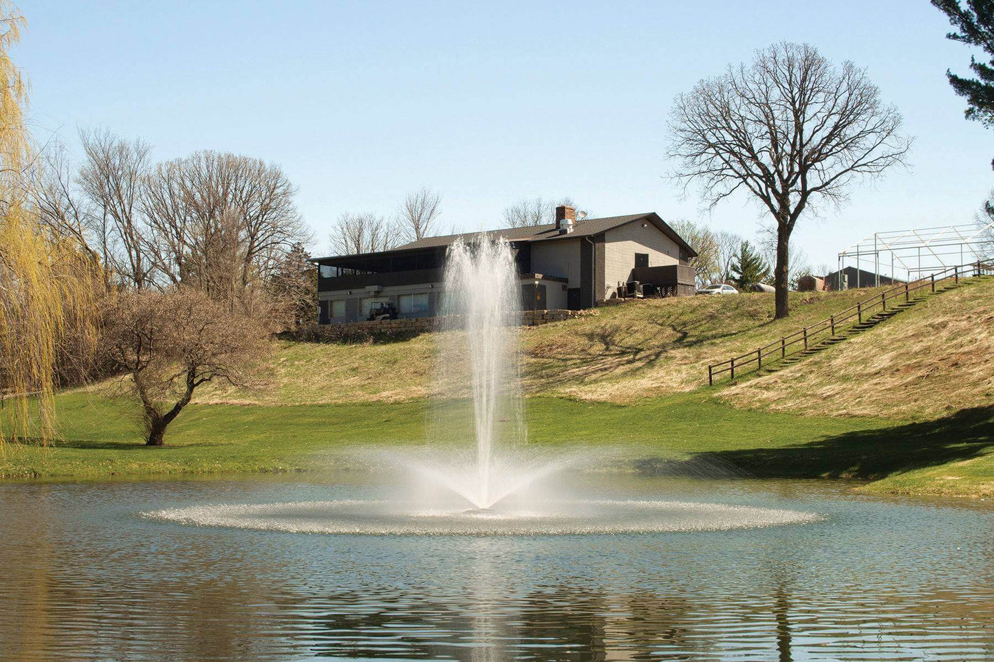 Kasco 3.1JF 3HP Decorative Pond Fountain - 230v spraying tall decorative water display in lake for aeration