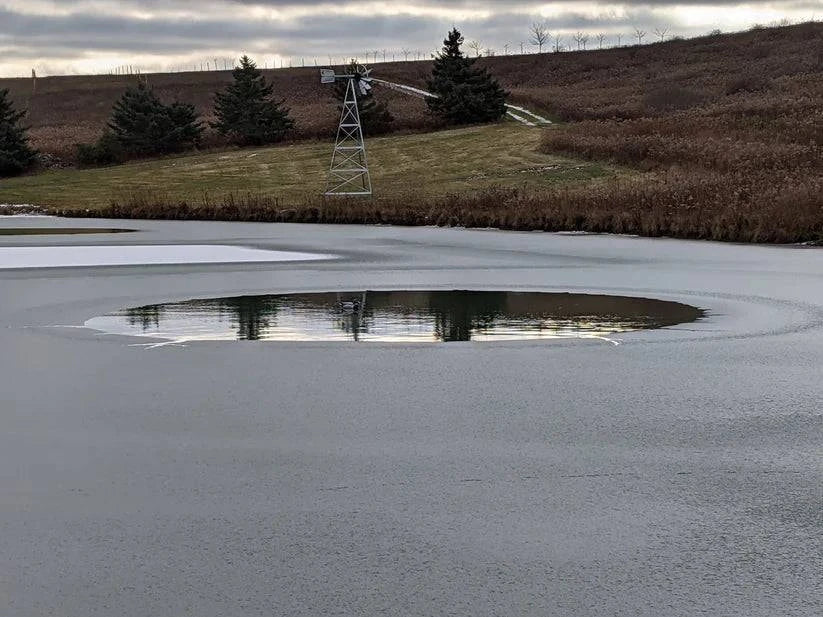 Deluxe Outdoor Water Solutions 3 Legged Windmill Pond Aerator Kit.