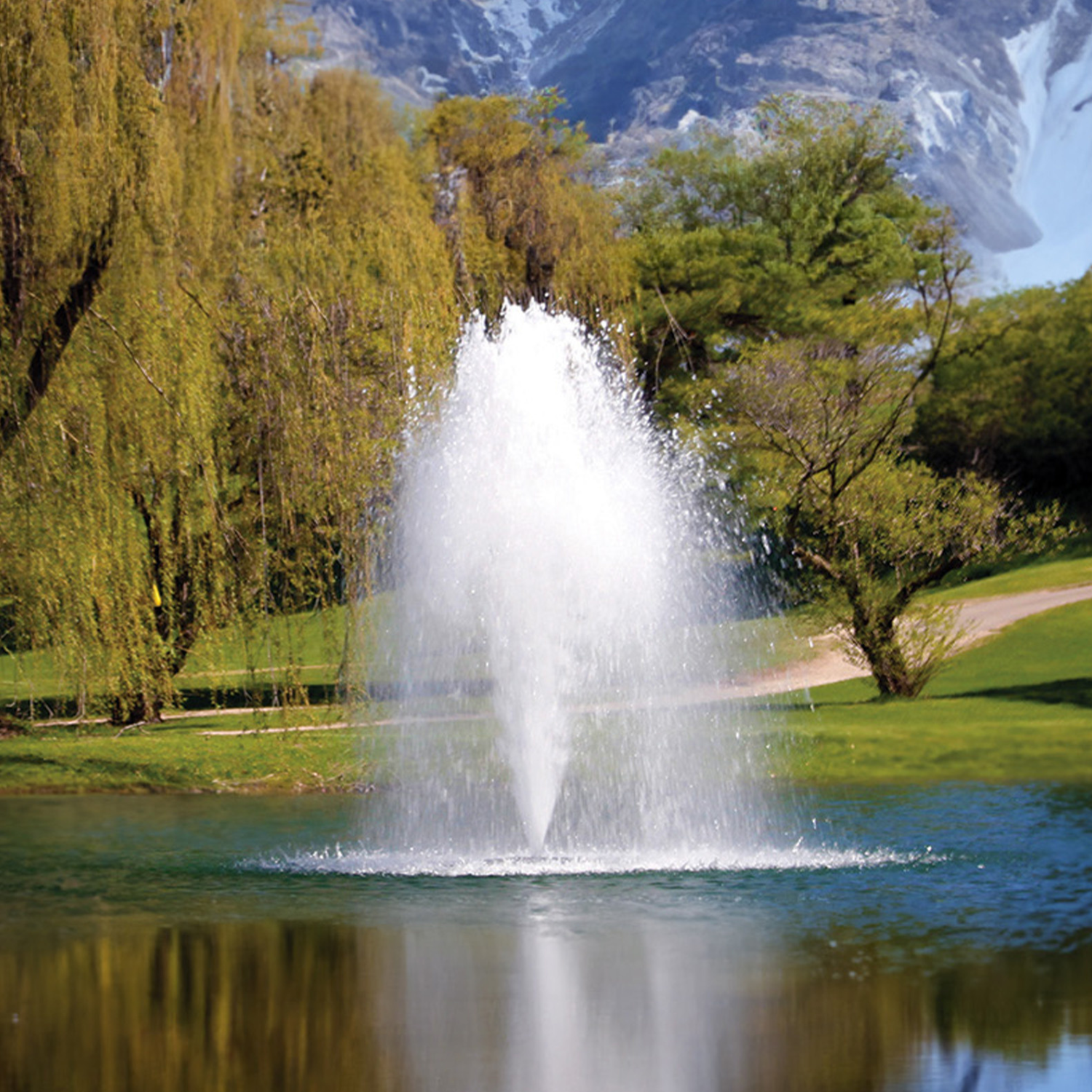 Kasco Solar J Series Decorative Pond Fountain.