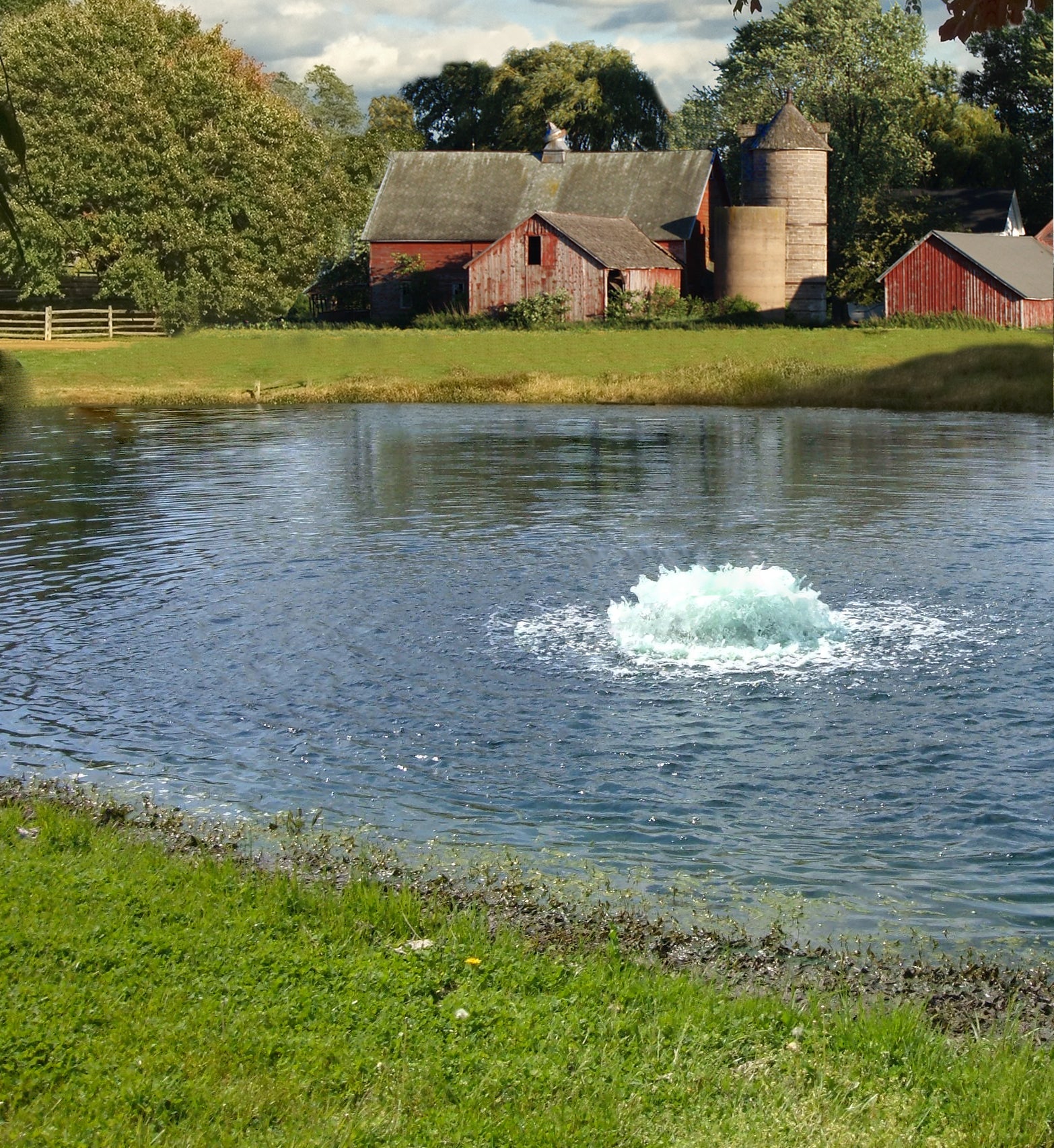Kasco Solar Surface Pond Aerator - Living Water Aeration