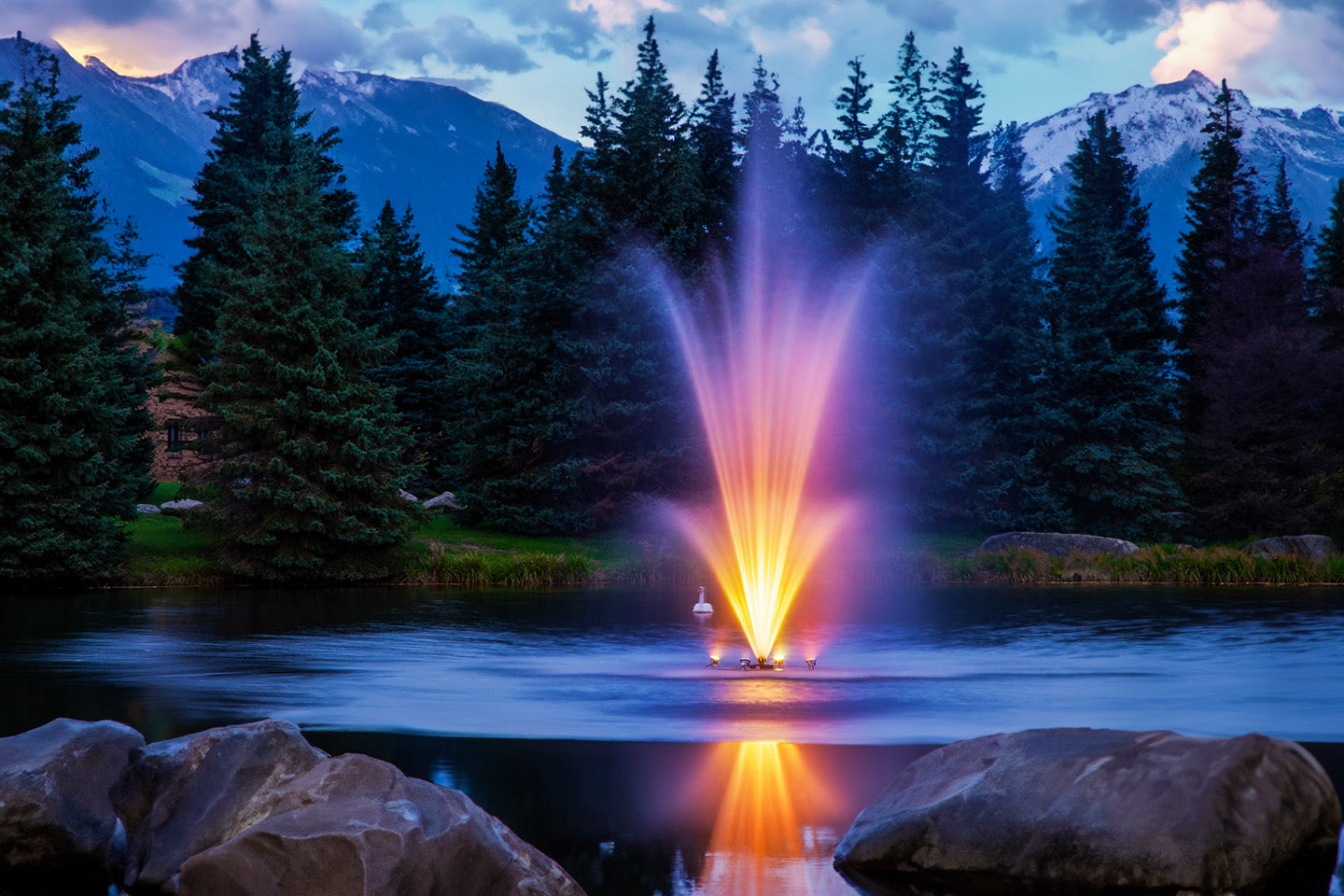 Scott Aerator The Amherst Pond Fountain - Living Water Aeration