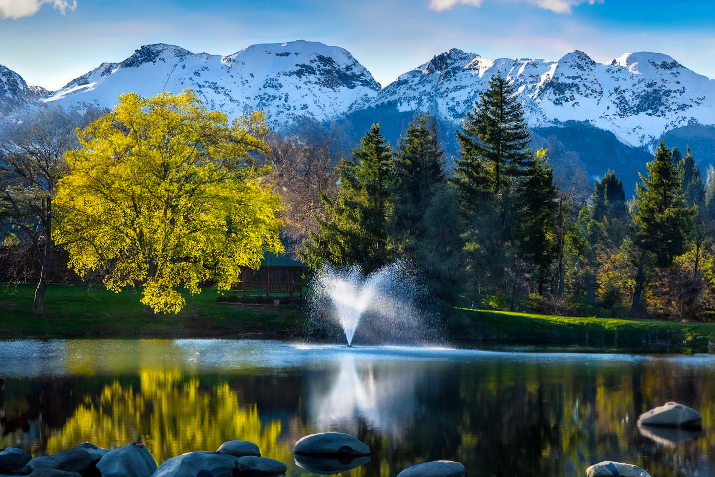 Scott Aerator The Great Lakes Pond Fountain - Living Water Aeration