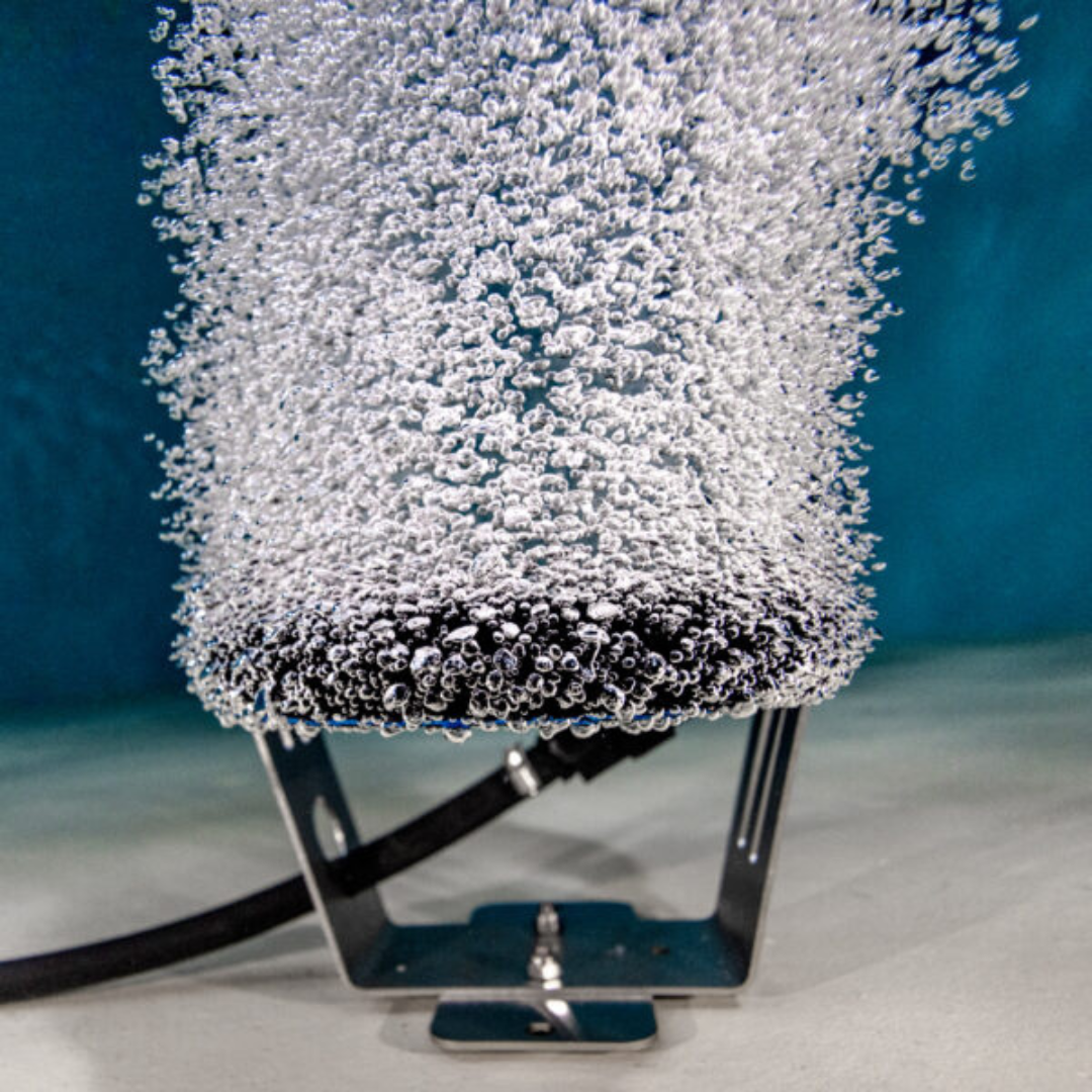 Kasco Home Series Diffused Aeration Systems for ponds under 2 acres, featuring a 1/4HP compressor and single-loop diffuser for efficient aeration.